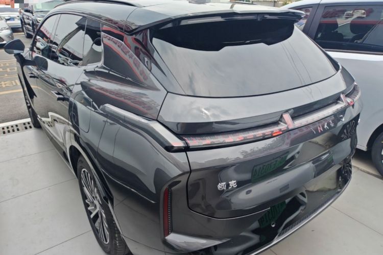 Used Lynk & Co 08 EM-P 2023 245km Ultra-Long Range Halo Rear Left 45 Deg
