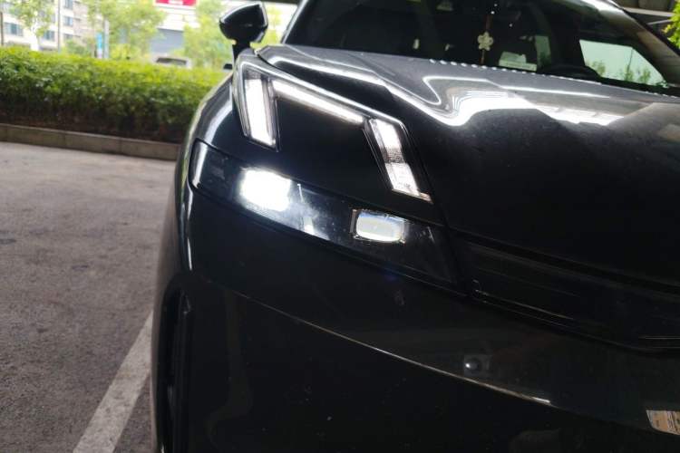 Used Lynk & Co 08 EM-P 2023 120km Long-Range Halo Right Front Headlight