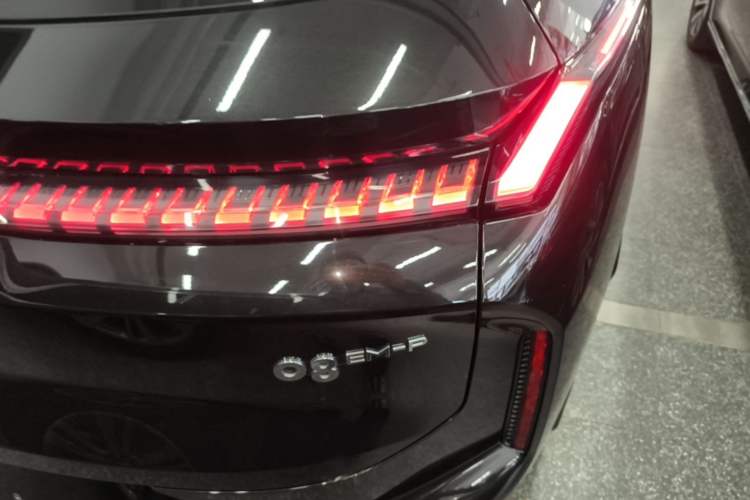 Used Lynk & Co 08 EM-P 2023 245km Ultra-Long Range Halo Right Rear Taillight