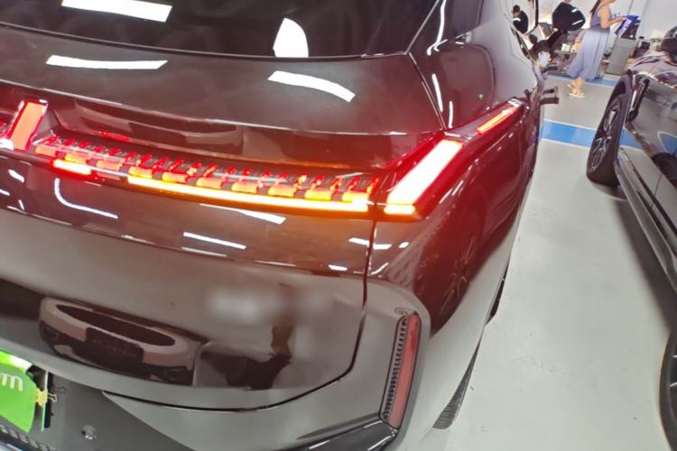 Used Lynk & Co 08 EM-P 2023 120km Long-Range Halo Right Rear Taillight