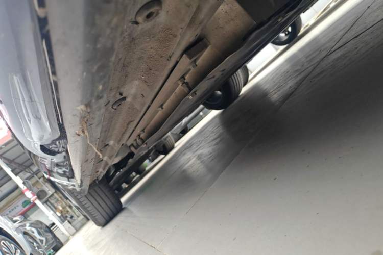 Used Lynk & Co 08 EM-P 2023 245km Ultra-Long Range Halo Right Side Sill
