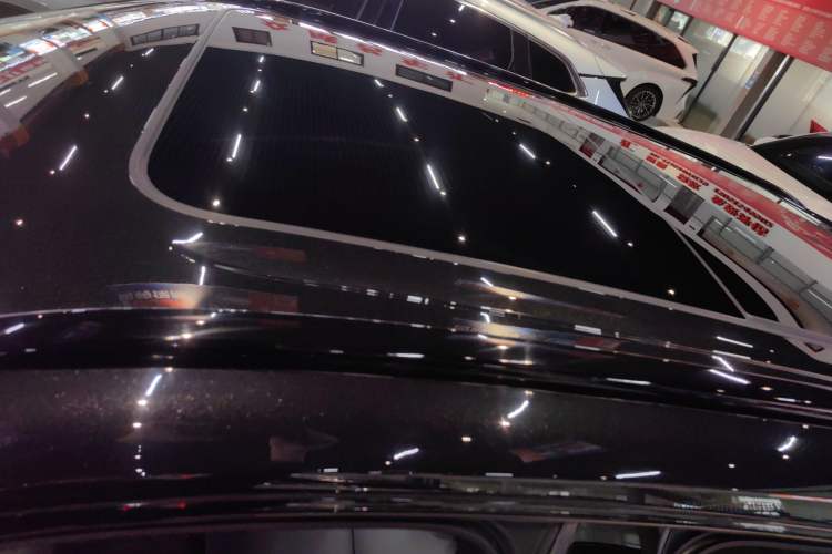Used Lynk & Co 08 EM-P 2023 120km Long-Range Pro Roof