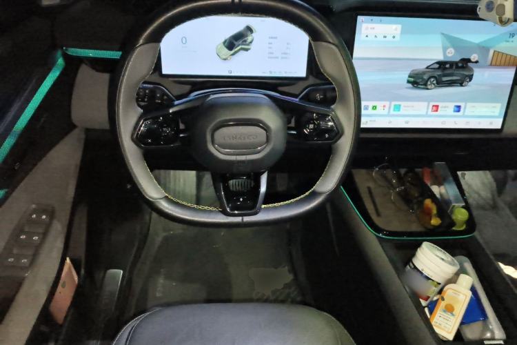 Used Lynk & Co 08 EM-P 2023 120km Long-Range Halo Steering Wheel