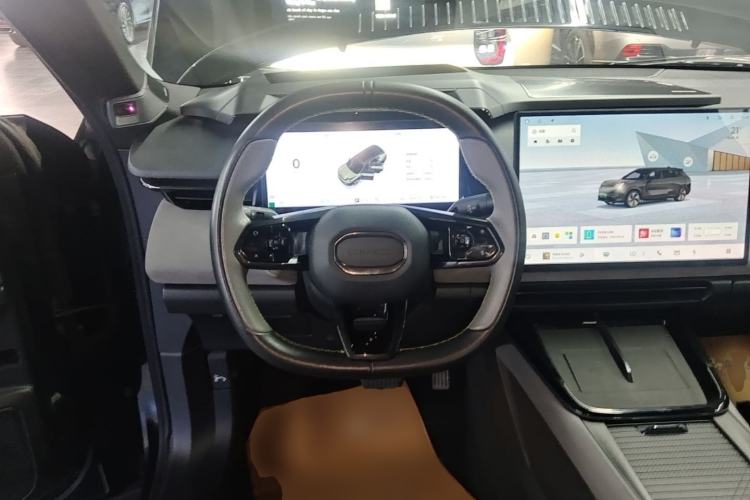 Used Lynk & Co 08 EM-P 2023 120km Long-Range Halo Steering Wheel