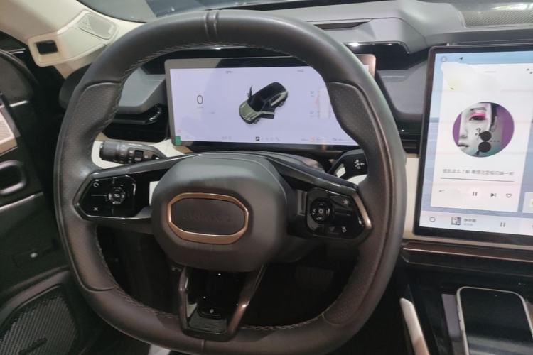 Used Lynk & Co 08 EM-P 2023 245km Ultra-Long Range Halo Steering Wheel