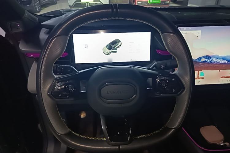 Used Lynk & Co 08 EM-P 2023 120km Long-Range Halo Steering Wheel