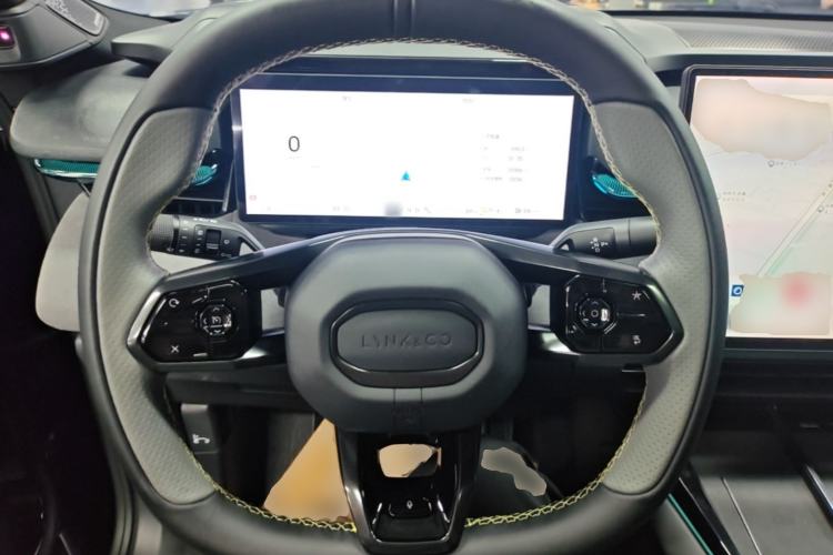 Used Lynk & Co 08 EM-P 2023 120km Long-Range Halo Steering Wheel