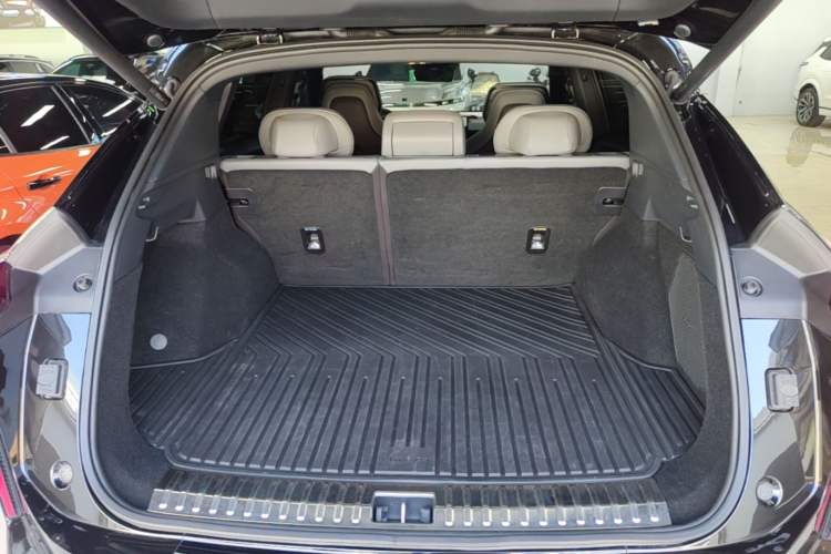 Used Lynk & Co 08 EM-P 2023 245km Ultra-Long Range Halo Trunk