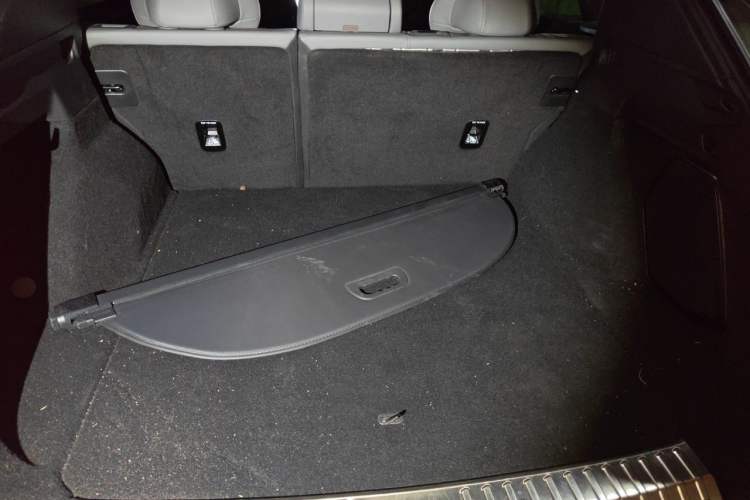 Used Lynk & Co 08 EM-P 2023 220km All-Wheel-Drive Performance Halo Trunk