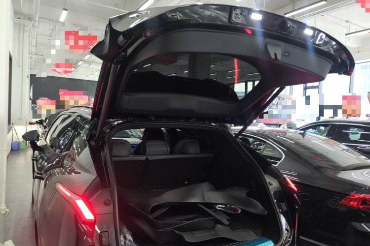 Used Lynk & Co 08 EM-P 2023 245km Ultra-Long Range Halo Trunk