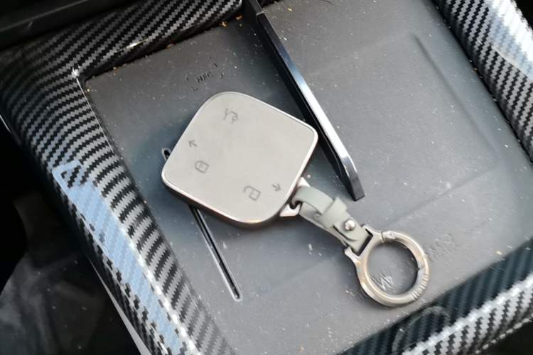 Used Lynk & Co 08 EM-P 2023 120km Long-Range Halo Vehicle Key
