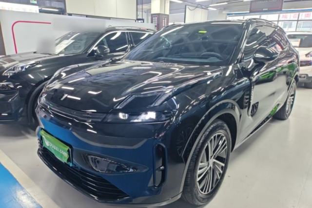 Used Lynk & Co 08 EM-P 2023 120km Long-Range Halo