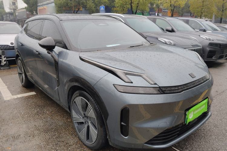 Used Lynk & Co 08 EM-P 2023 220km All-Wheel-Drive Performance Halo Exterior 1