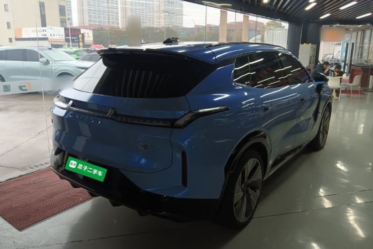 Used Lynk & Co 08 EM-P 2023 220km All-Wheel-Drive Performance Halo Exterior 5