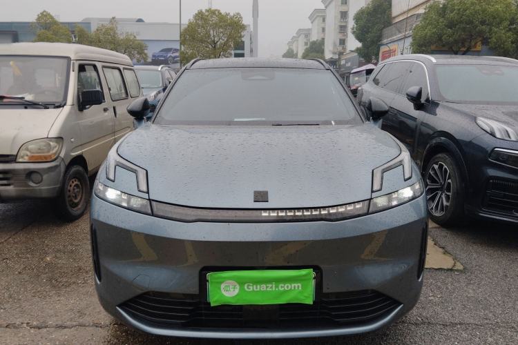 Used Lynk & Co 08 EM-P 2023 220km All-Wheel-Drive Performance Halo Front