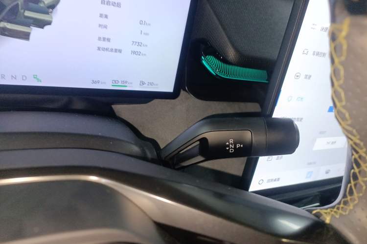 Used Lynk & Co 08 EM-P 2023 220 km Limited-Time Edition Gear Lever