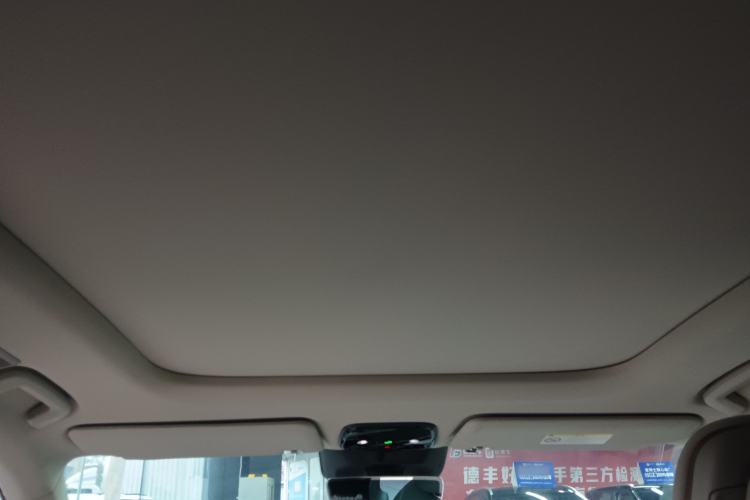 Used Lynk & Co 08 EM-P 2023 220km All-Wheel-Drive Performance Halo Headliner