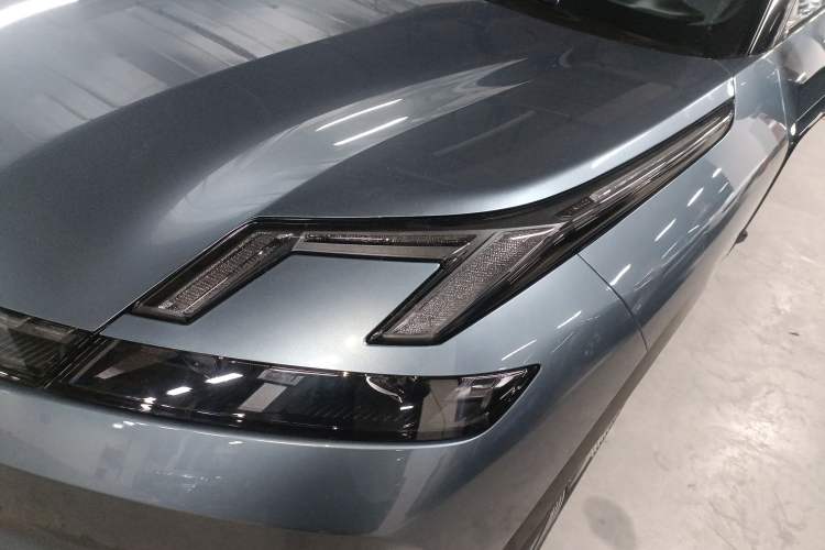 Used Lynk & Co 08 EM-P 2023 220 km Limited-Time Edition Left Front Headlight