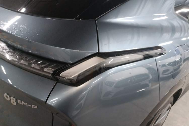 Used Lynk & Co 08 EM-P 2023 220 km Limited-Time Edition Right Rear Taillight