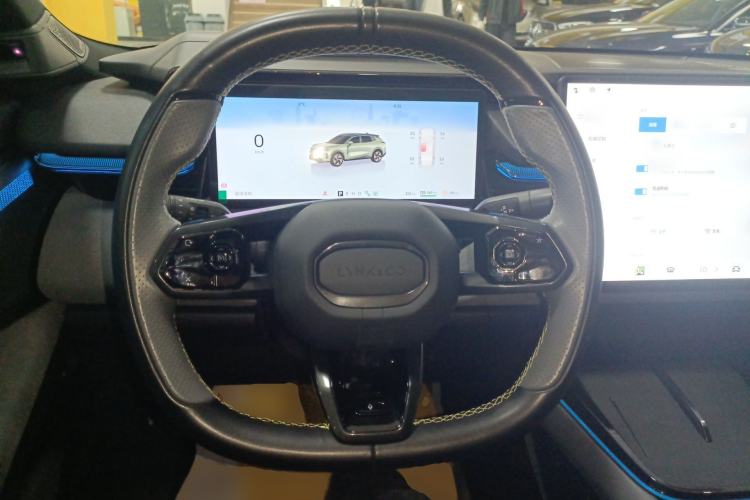 Used Lynk & Co 08 EM-P 2023 220km All-Wheel-Drive Performance Halo Steering Wheel