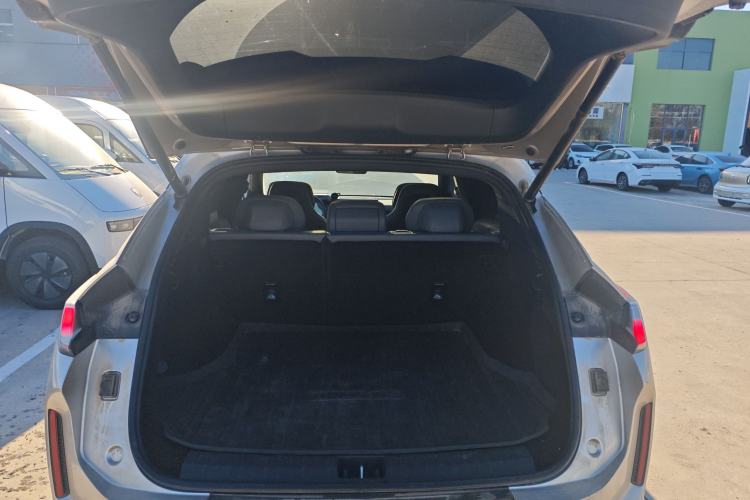 Used Lynk & Co 08 EM-P 2023 120km Long-Range Halo Trunk