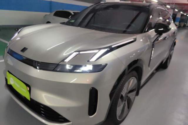 Used Lynk & Co 08 EM-P 2023 120km Long-Range Halo