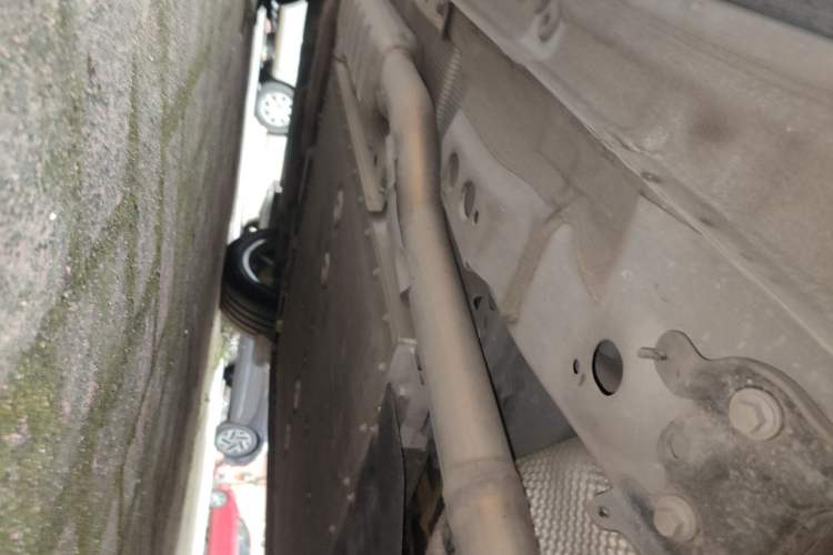 Used Lynk & Co 08 EM-P 2023 120km Long-Range Halo Chassis Rear Left