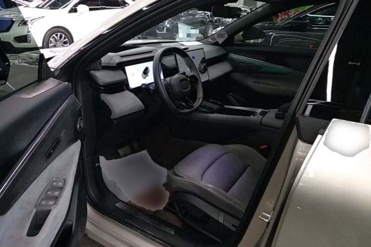 Used Lynk & Co 08 EM-P 2023 245km Ultra-Long Range Halo Driver Seat