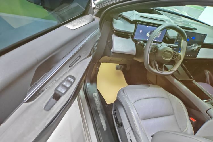 Used Lynk & Co 08 EM-P 2023 120km Long-Range Halo Driver Seat