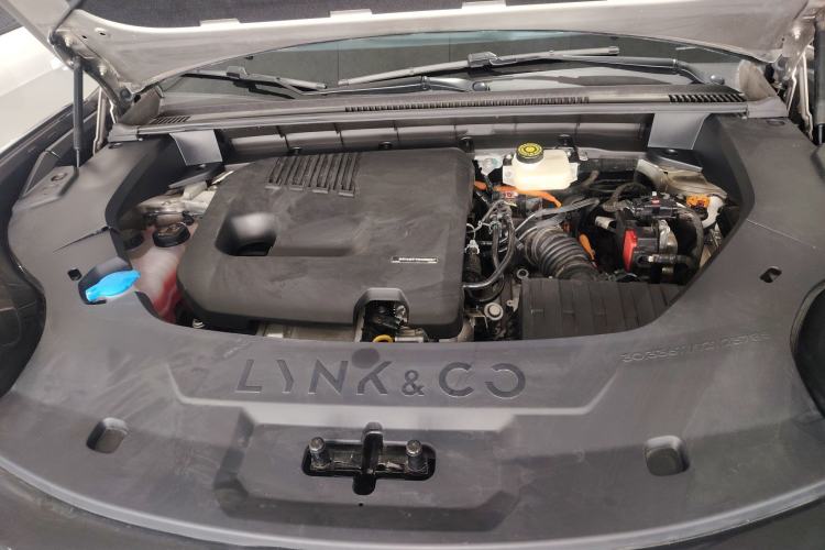 Used Lynk & Co 08 EM-P 2023 245km Ultra-Long Range Halo Engine Bay