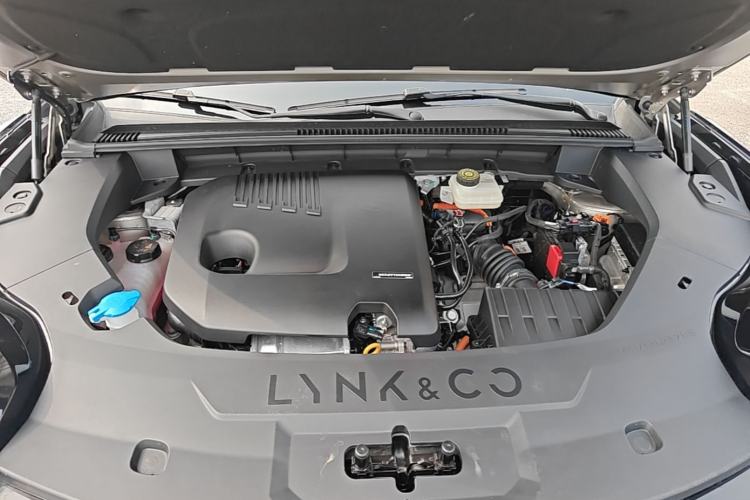 Used Lynk & Co 08 EM-P 2023 120km Long-Range Halo Engine Bay