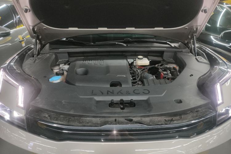 Used Lynk & Co 08 EM-P 2023 245km Ultra-Long Range Halo Engine Bay