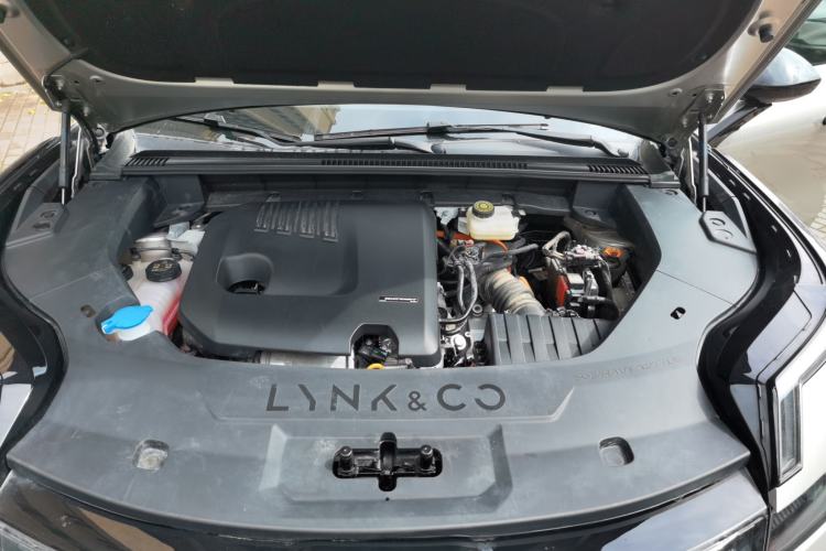 Used Lynk & Co 08 EM-P 2023 120km Long-Range Halo Engine Bay