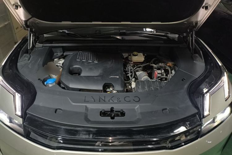 Used Lynk & Co 08 EM-P 2023 245km Ultra-Long Range Halo Engine Bay