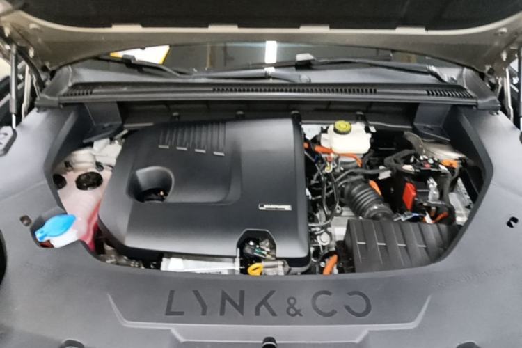 Used Lynk & Co 08 EM-P 2023 245km Ultra-Long Range Halo Engine Bay