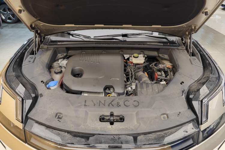 Used Lynk & Co 08 EM-P 2023 120km Long-Range Halo Engine Bay