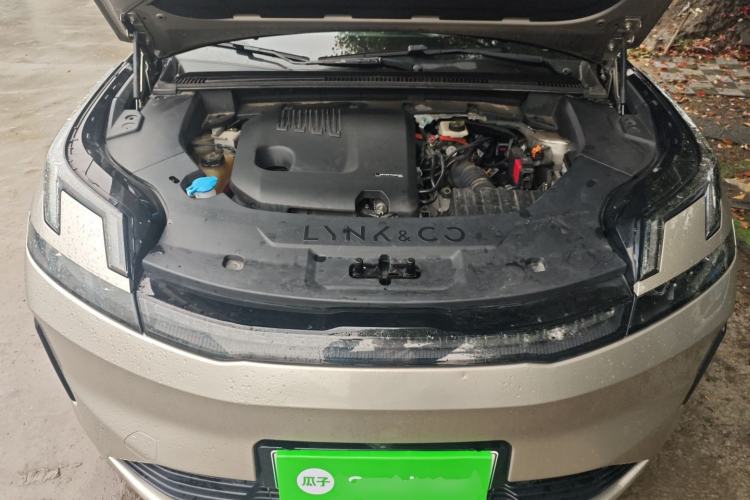 Used Lynk & Co 08 EM-P 2023 220km All-Wheel-Drive Performance Halo Engine Bay