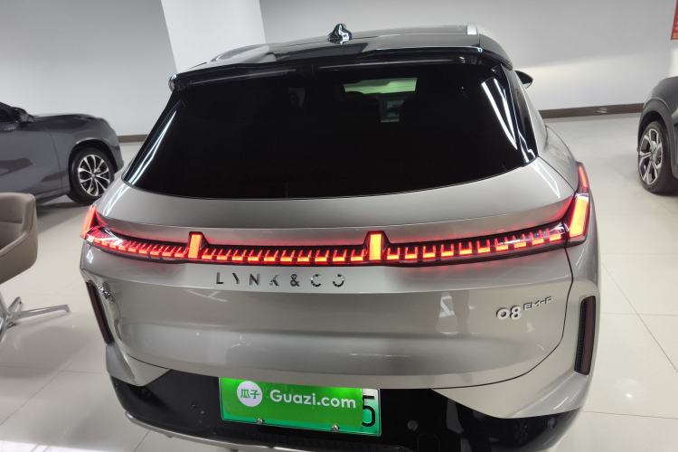 Used Lynk & Co 08 EM-P 2023 245km Ultra-Long Range Halo Exterior 4
