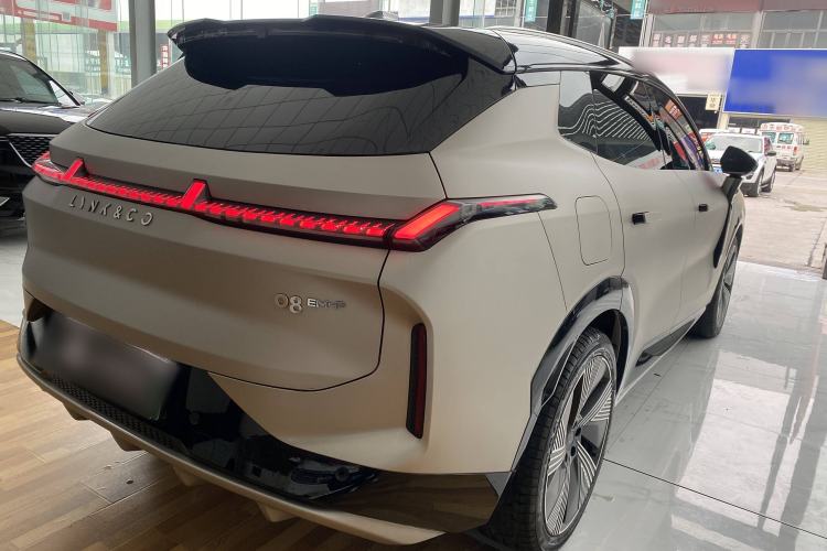 Used Lynk & Co 08 EM-P 2023 245km Ultra-Long Range Halo Exterior 4