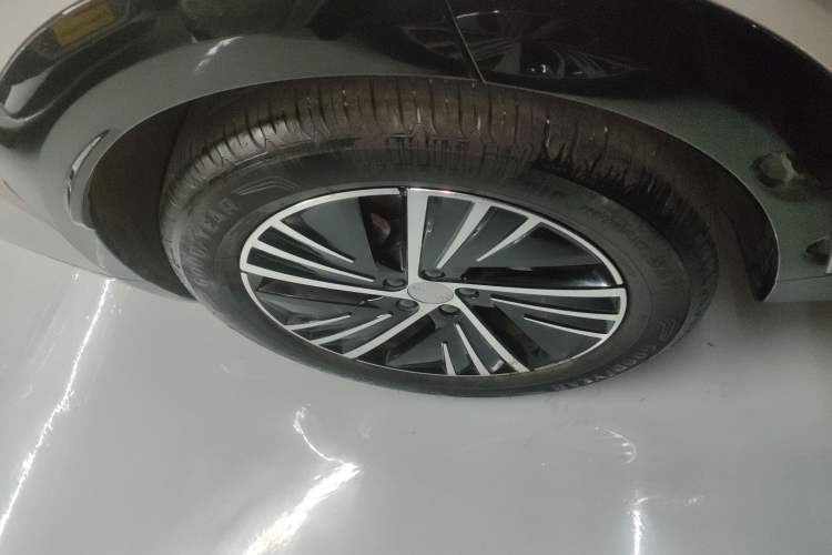 Used Lynk & Co 08 EM-P 2023 245km Ultra-Long Range Halo Exterior 5