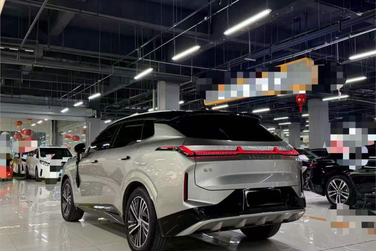Used Lynk & Co 08 EM-P 2023 245km Ultra-Long Range Halo Exterior 8