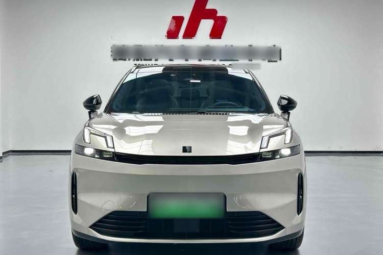 Used Lynk & Co 08 EM-P 2023 120km Long-Range Halo Front