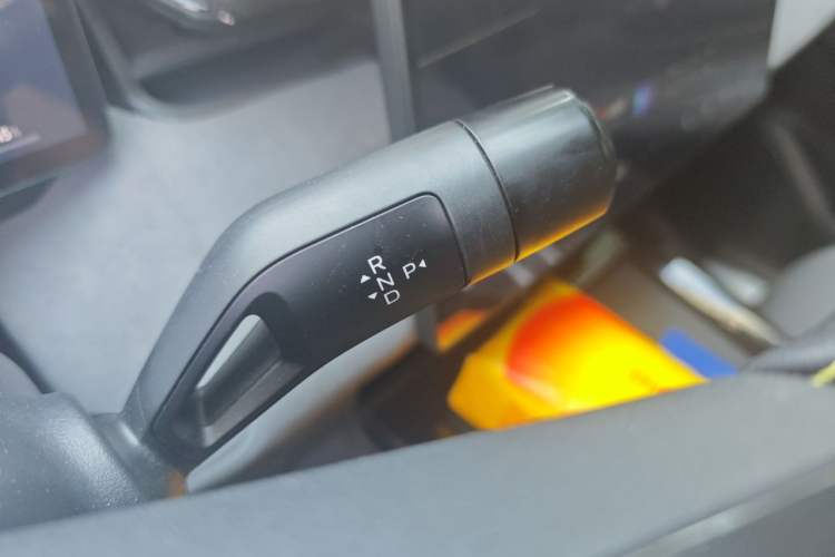 Used Lynk & Co 08 EM-P 2023 120km Long-Range Halo Gear Lever