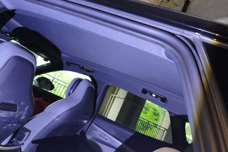 Used Lynk & Co 08 EM-P 2023 220km All-Wheel-Drive Performance Halo Headliner