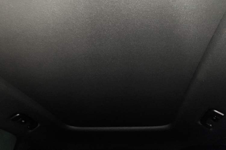 Used Lynk & Co 08 EM-P 2023 120km Long-Range Halo Headliner