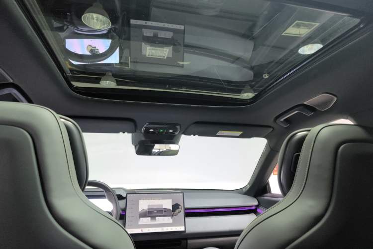 Used Lynk & Co 08 EM-P 2023 245km Ultra-Long Range Halo Headliner