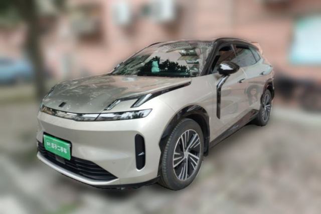 Used Lynk & Co 08 EM-P 2023 120km Long-Range Halo