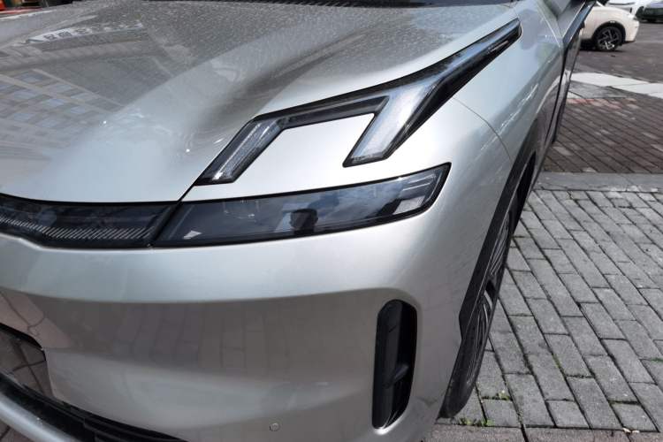 Used Lynk & Co 08 EM-P 2023 120km Long-Range Halo Left Front Headlight
