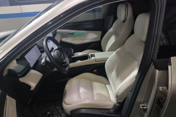 Used Lynk & Co 08 EM-P 2023 245km Ultra-Long Range Halo Left Front Seat
