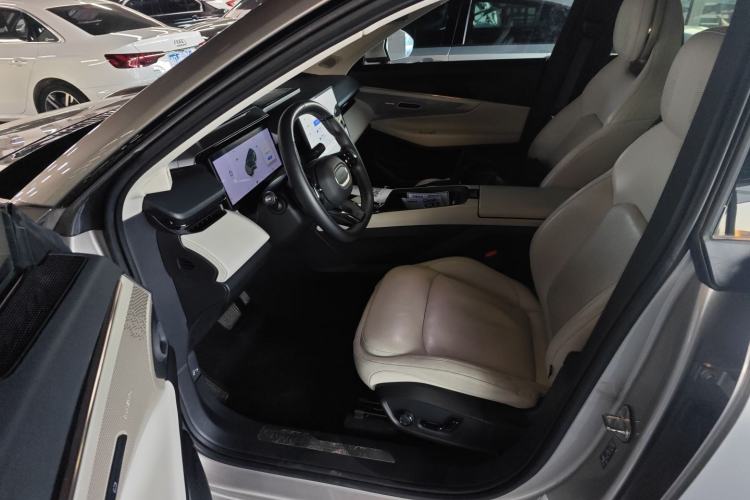 Used Lynk & Co 08 EM-P 2023 245km Ultra-Long Range Halo Left Front Seat